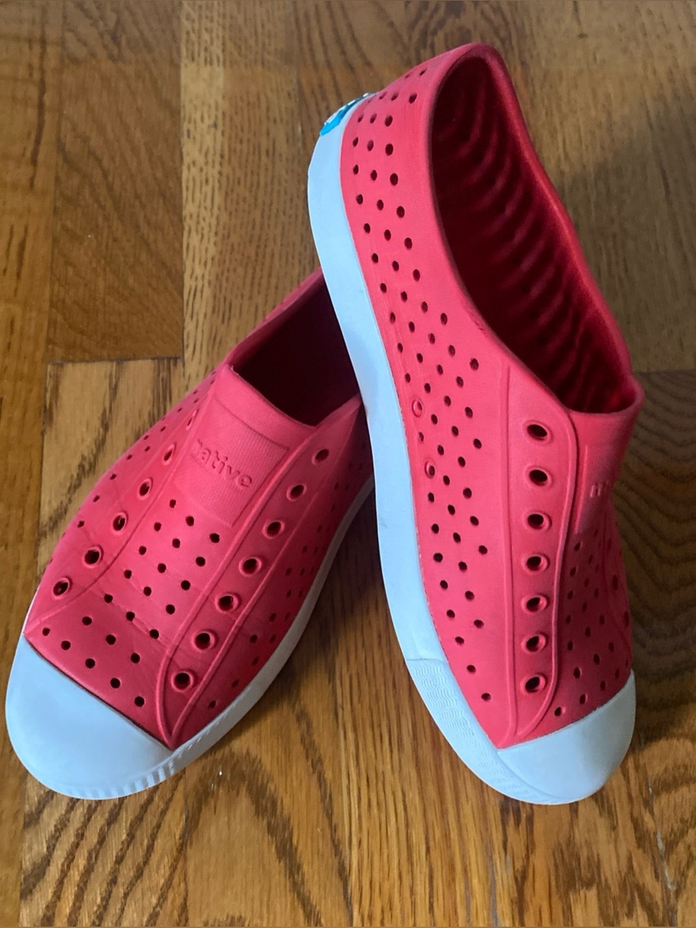 Native Shoes Red Kids Boy or Girl, J5